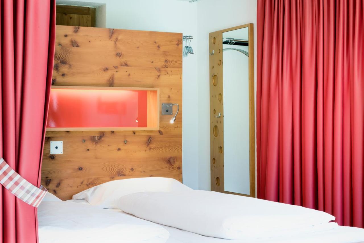 Hapimag Ferienwohnungen Andeer Clugin Bagian luar foto